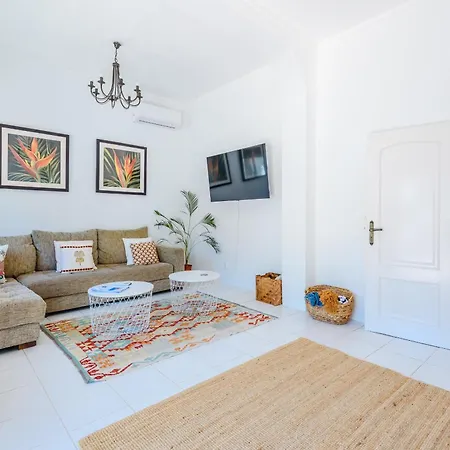Casa No Limoeiro, Stylish Countryside Retreat Near Loulé