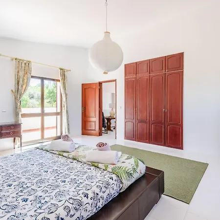 Casa No Limoeiro, Stylish Countryside Retreat Near Loulé