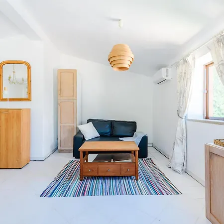 Casa No Limoeiro, Stylish Countryside Retreat Near * Loulé