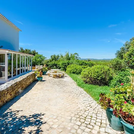 Casa de Férias Casa No Limoeiro, Stylish Countryside Retreat Near Loulé