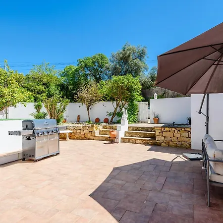 Casa de Férias Casa No Limoeiro, Stylish Countryside Retreat Near Loulé